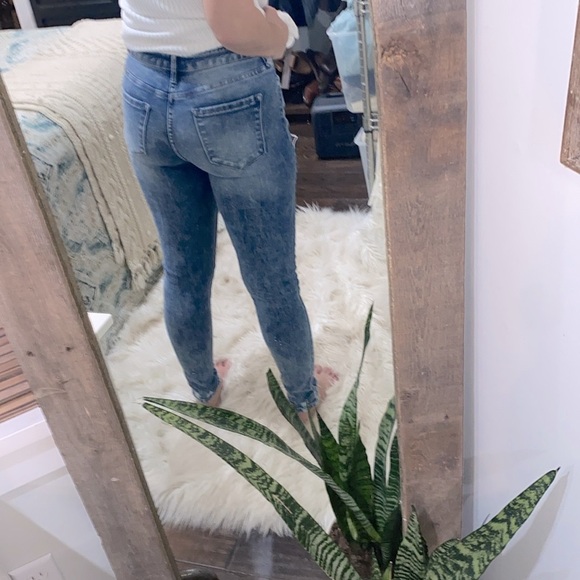 Kancan acid washed jeans size 9/28 exposed button fly - Picture 4 of 11